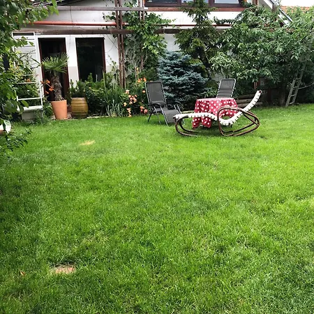 Na Namesti - Appartement Kounice